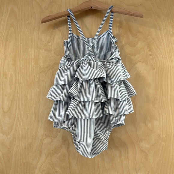Mud pie ruffle swimsuit 3t - Picture 3 of 6